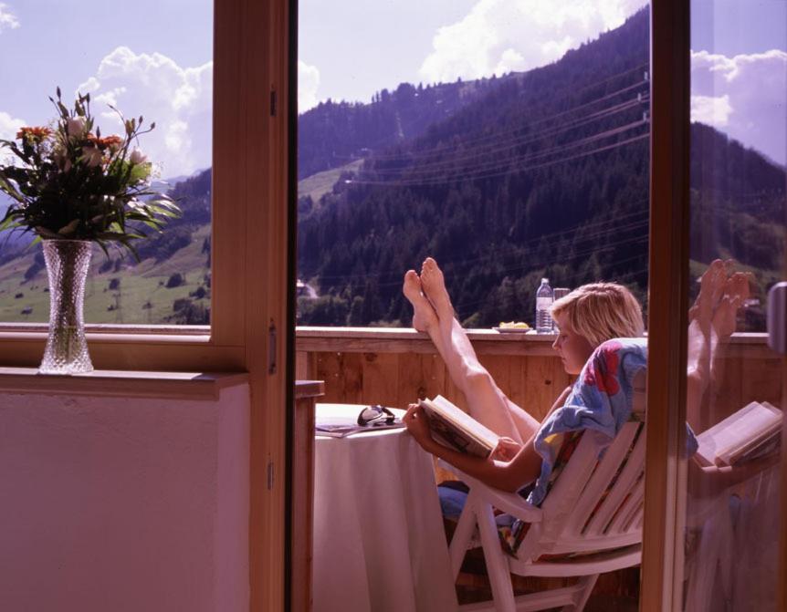 Hotel Garni Ernst Falch Sankt Anton am Arlberg Exterior foto